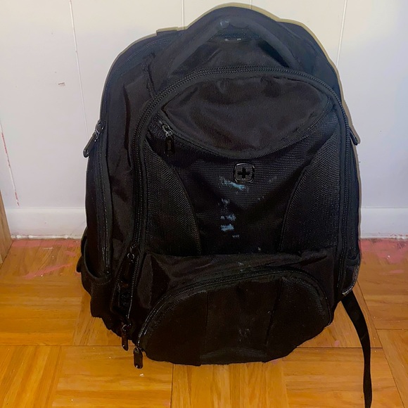 Swiss+Gear Bookbag - Picture 3 of 3